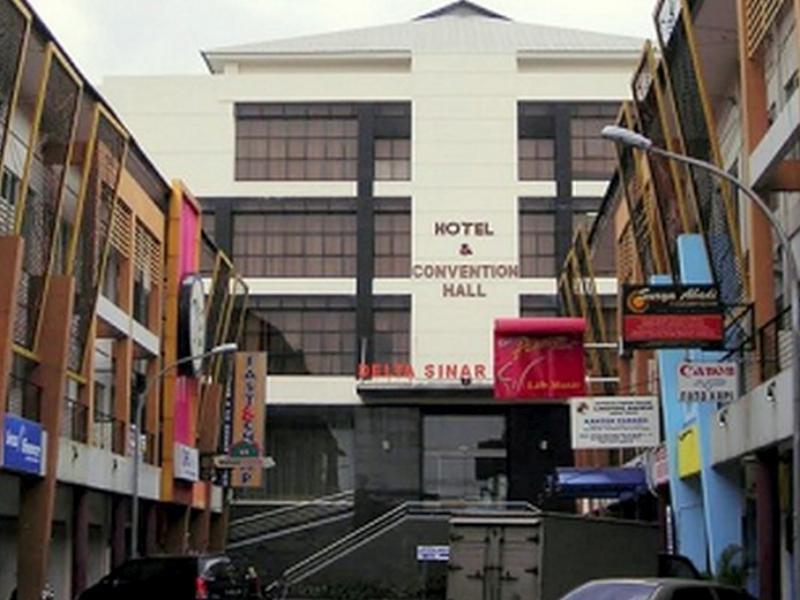 Hotel Delta Sinar Mayang Sidoarjo Exterior foto