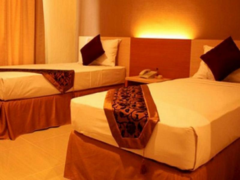 Hotel Delta Sinar Mayang Sidoarjo Exterior foto